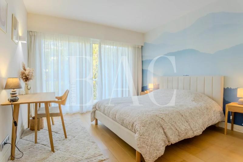 Appartement - 105 m² - 4 pièces