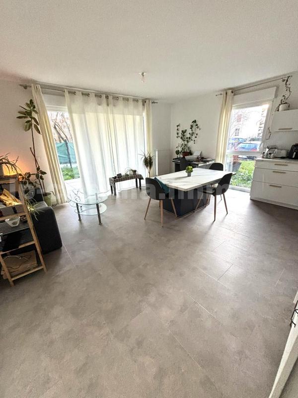 Appartement - 66 m² - 3 pièces