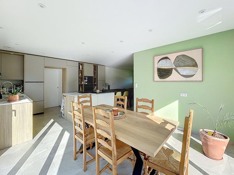 Maison - 120 m² - 4 pièces