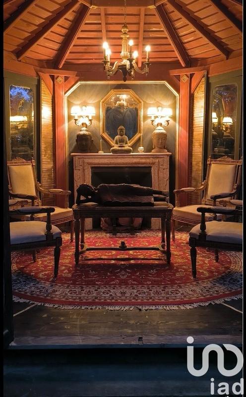 Maison - 600 m² - 14 pièces