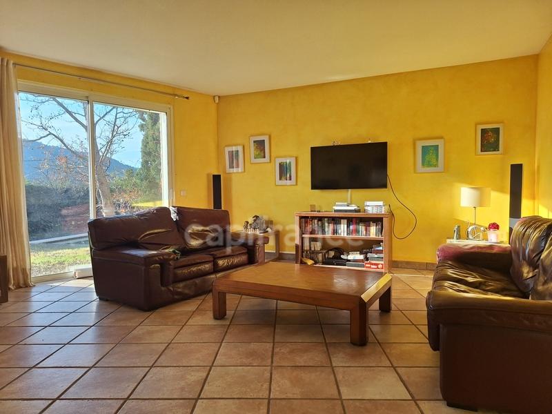 Maison - 192 m² - 7 pièces