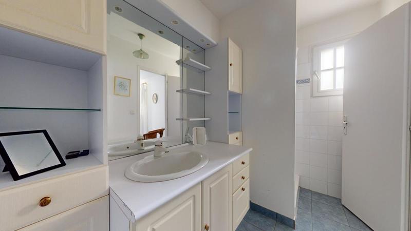 Pavillon - 262 m² - 7 pièces