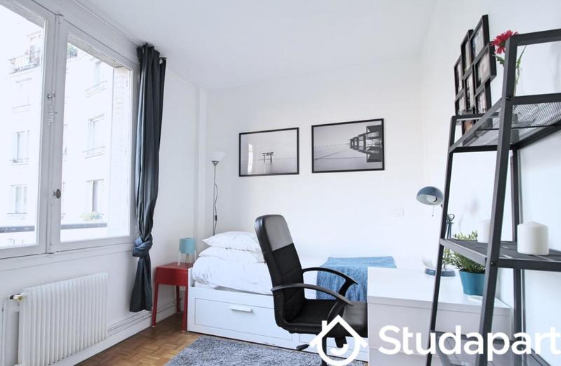 Chambre - 11 m² - 1 pièce