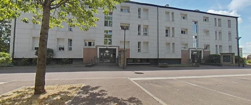 Appartement - 80 m² - 5 pièces