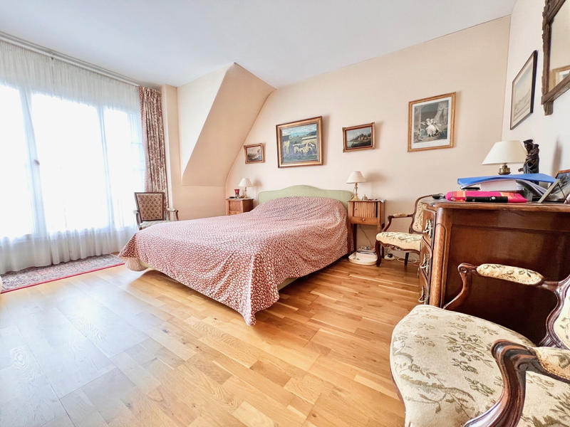 Maison - 145 m² - 7 pièces