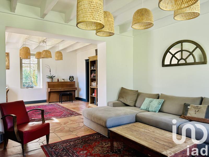 Maison - 205 m² - 6 pièces