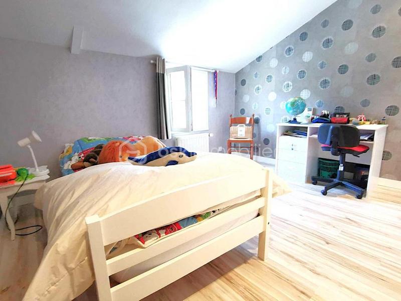 Maison - 248 m² - 11 pièces