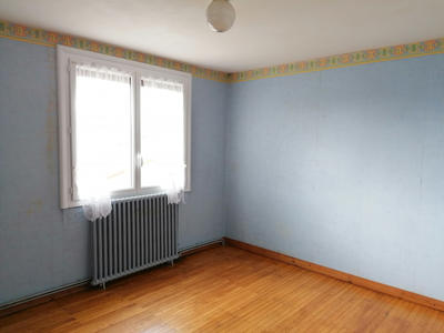 Maison - 115 m² - 8 pièces