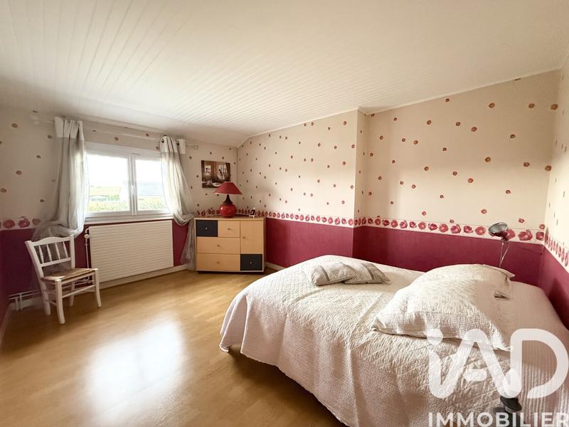 Maison - 323 m² - 9 pièces