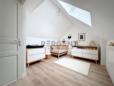 Appartement - 118 m² - 6 pièces