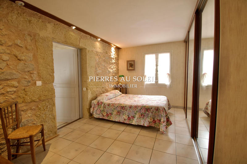 Propriété - 227 m² - 8 pièces