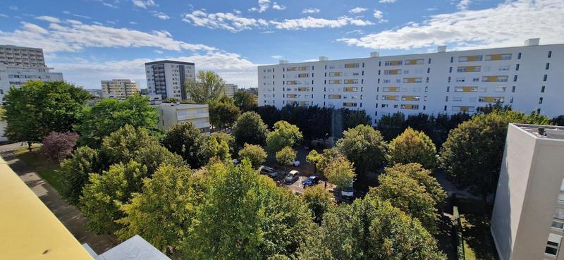 Appartement - 83 m² - 4 pièces