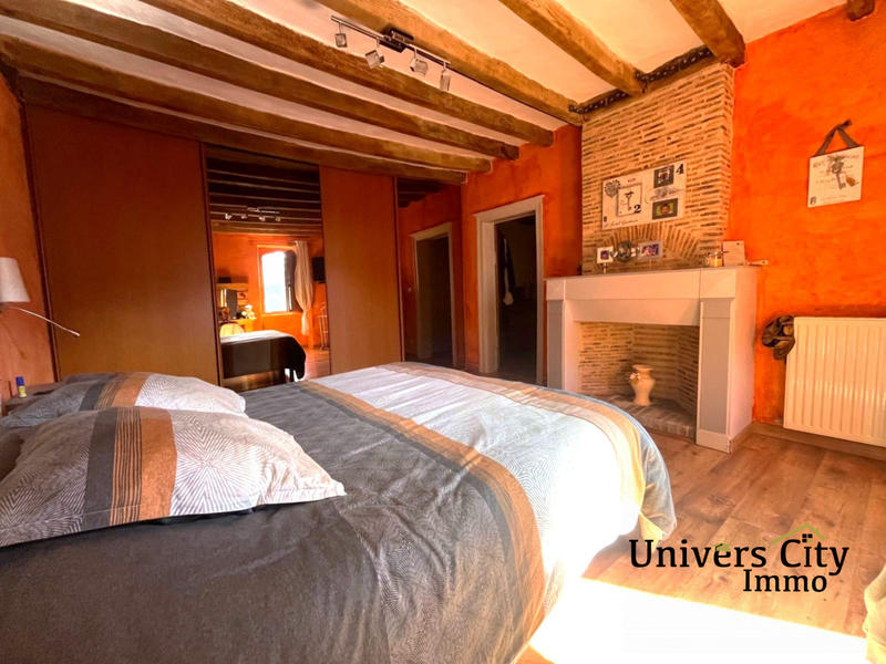 Maison - 176 m² - 8 pièces