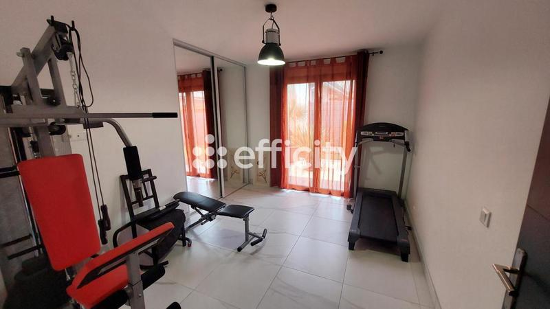 Maison - 176 m² - 7 pièces