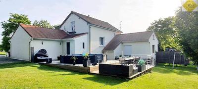 Maison - 156 m² - 9 pièces