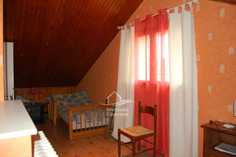 Villa - 143 m² - 6 pièces