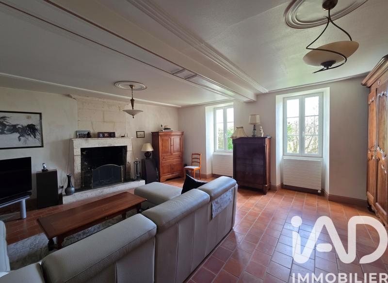 Maison - 260 m² - 8 pièces