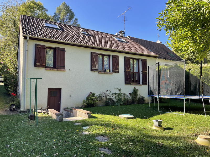 Maison - 95 m² - 6 pièces