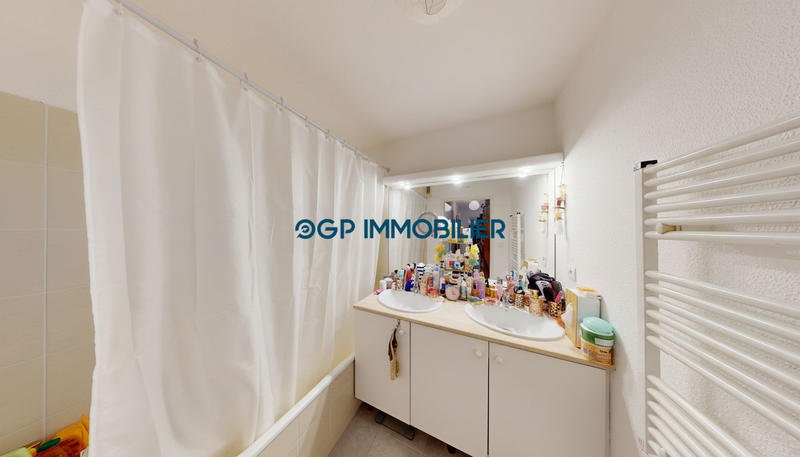 Appartement - 85 m² - 4 pièces