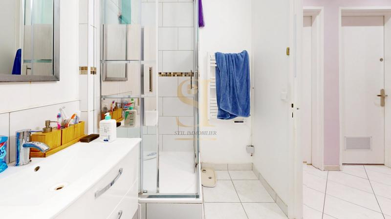 Appartement - 92 m² - 5 pièces