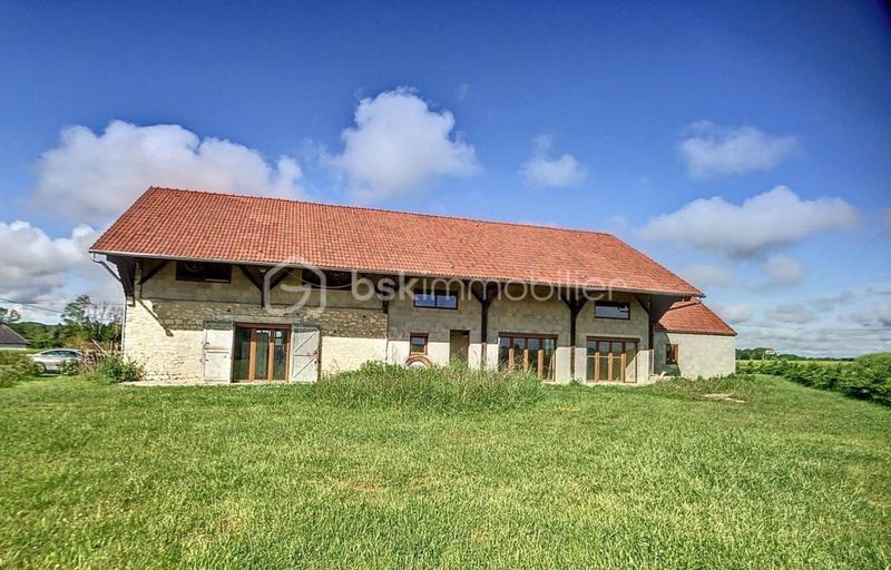 Maison - 215 m² - 5 pièces