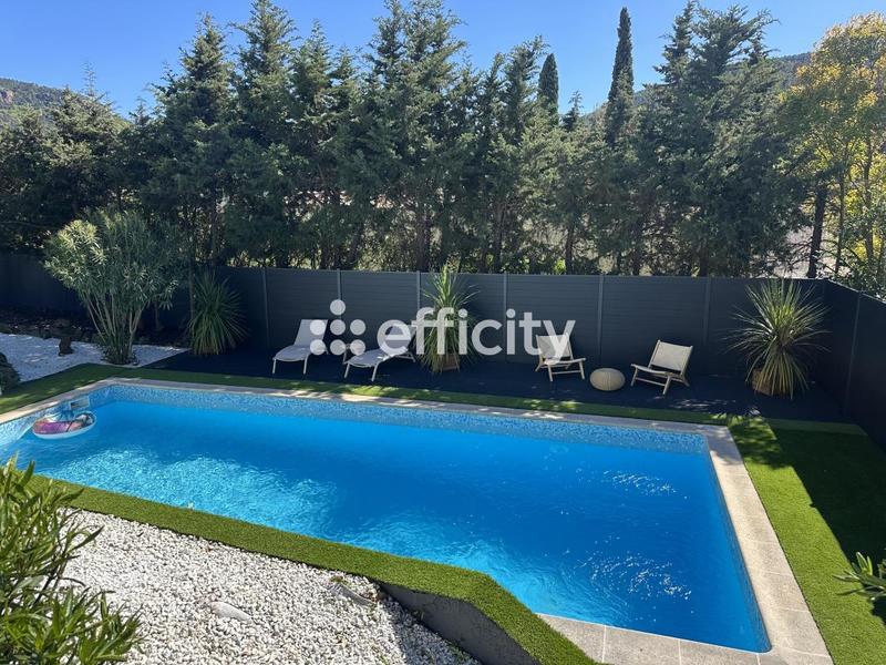 Villa - 150 m² - 5 pièces