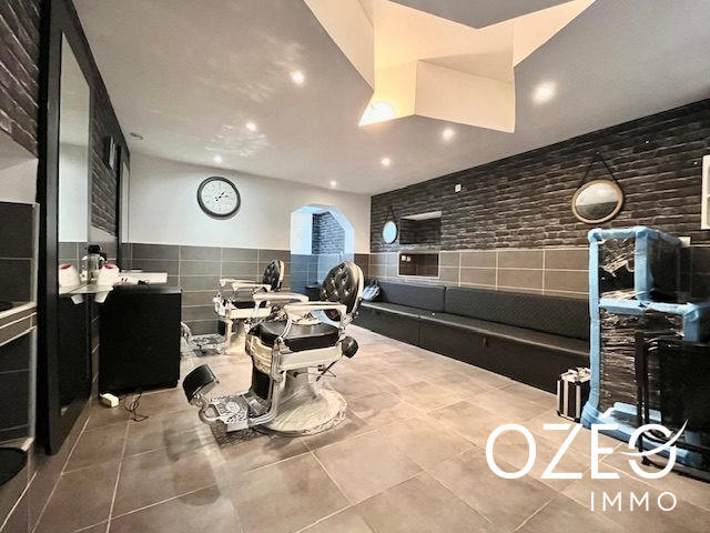 Local commercial - 49 m² - 2 pièces