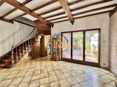 Maison - 98 m² - 4 pièces