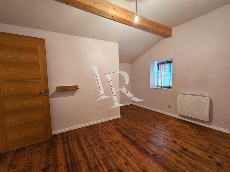 Maison - 121 m² - 5 pièces