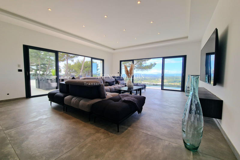 Villa - 180 m² - 7 pièces