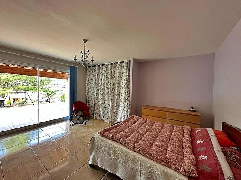 Maison - 176 m² - 5 pièces