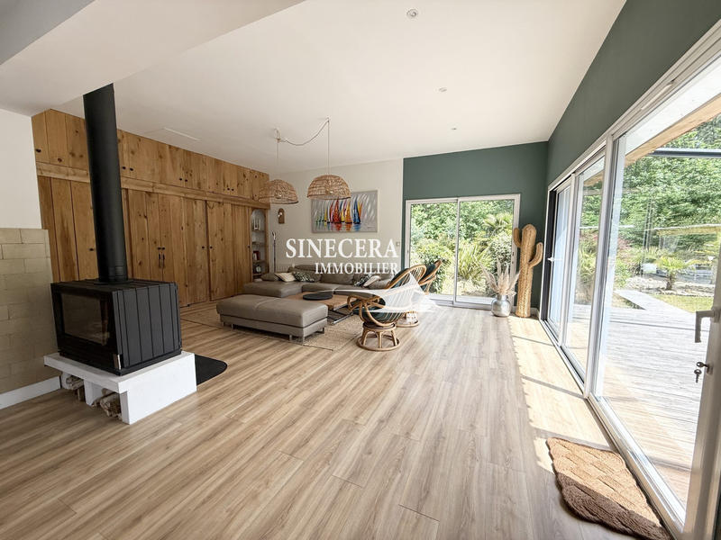 Maison - 140 m² - 6 pièces