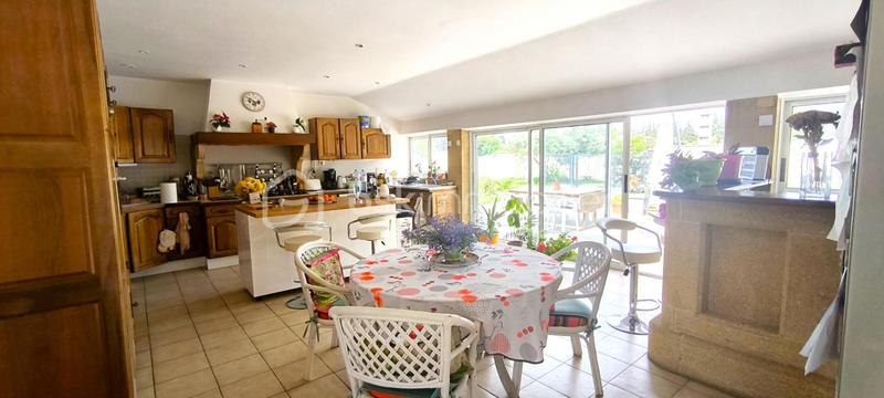 Villa - 192 m² - 7 pièces