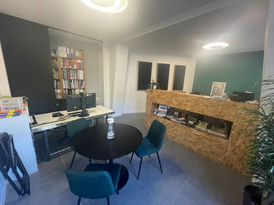 Bureau - 42 m²