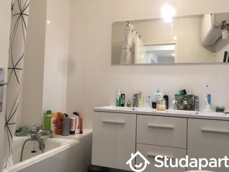 Chambre - 13 m² - 1 pièce