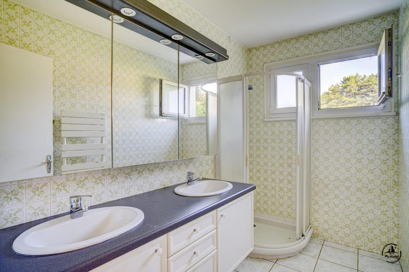 Villa - 175 m² - 8 pièces