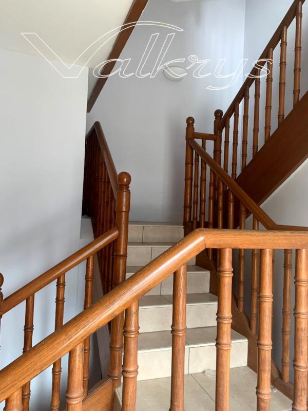 Immeuble - 300 m² - 1 pièce