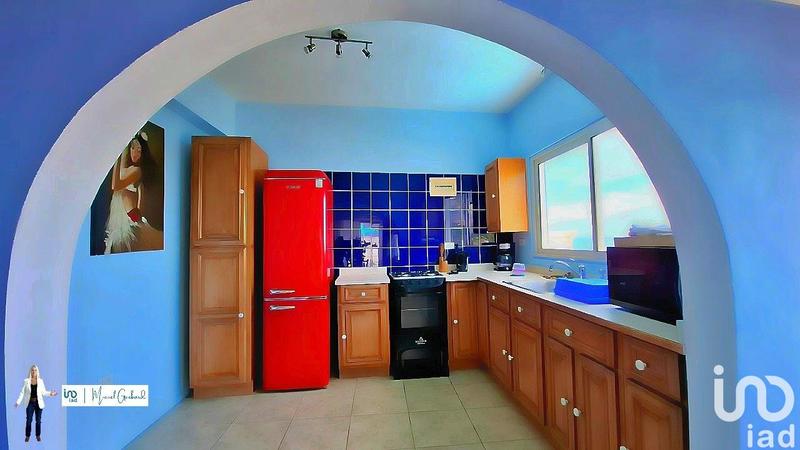 Maison - 400 m² - 6 pièces