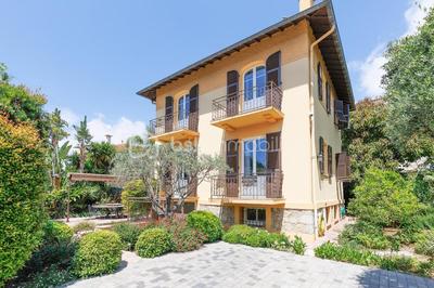 Villa - 166 m² - 6 pièces