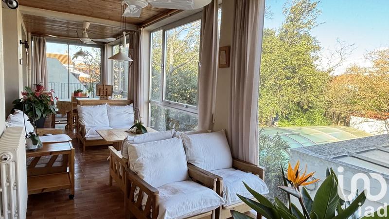 Maison - 195 m² - 8 pièces