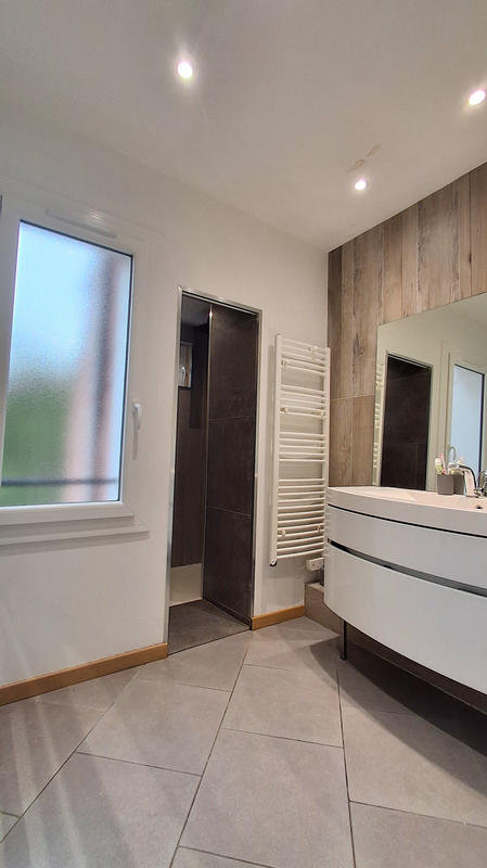 Appartement - 153 m² - 6 pièces