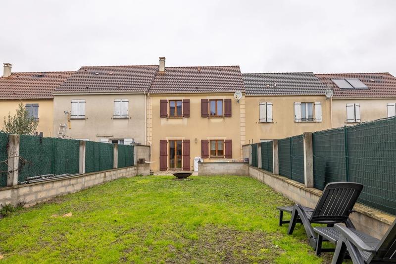 Maison - 109 m² - 6 pièces