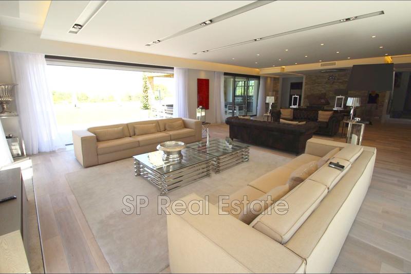 Demeure - 600 m² - 10 pièces