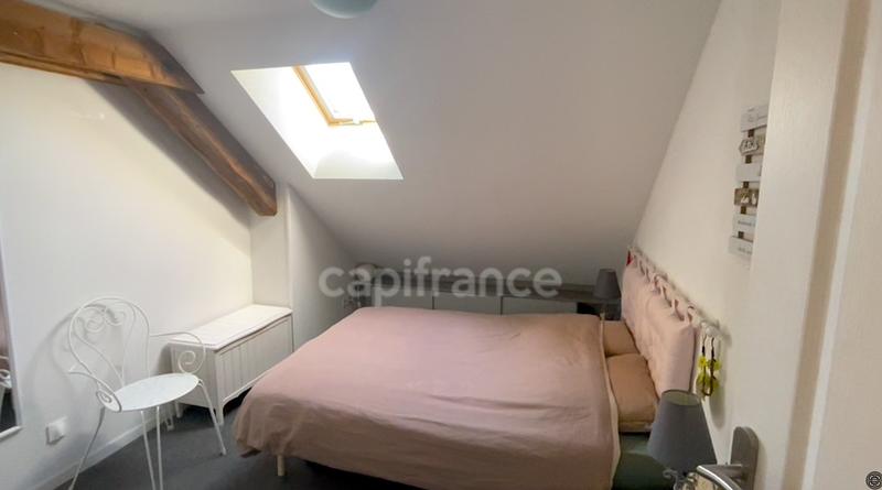 Maison de village - 368 m² - 8 pièces