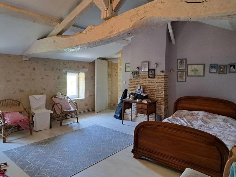 Corps de ferme - 233 m² - 5 pièces