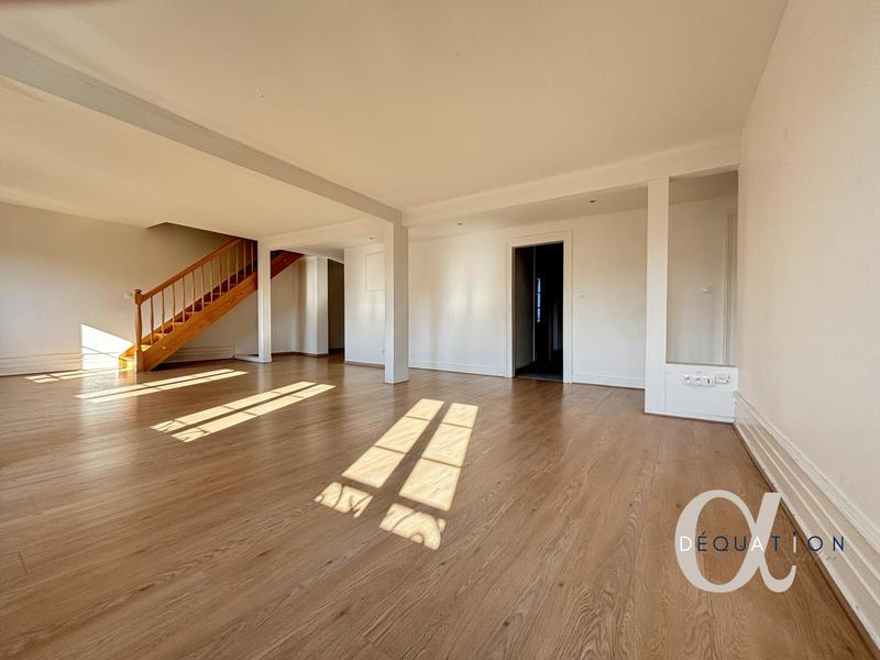 Duplex - 113 m² - 6 pièces