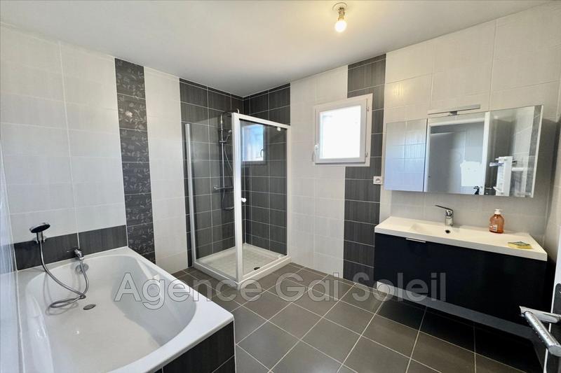 Villa - 94 m² - 4 pièces