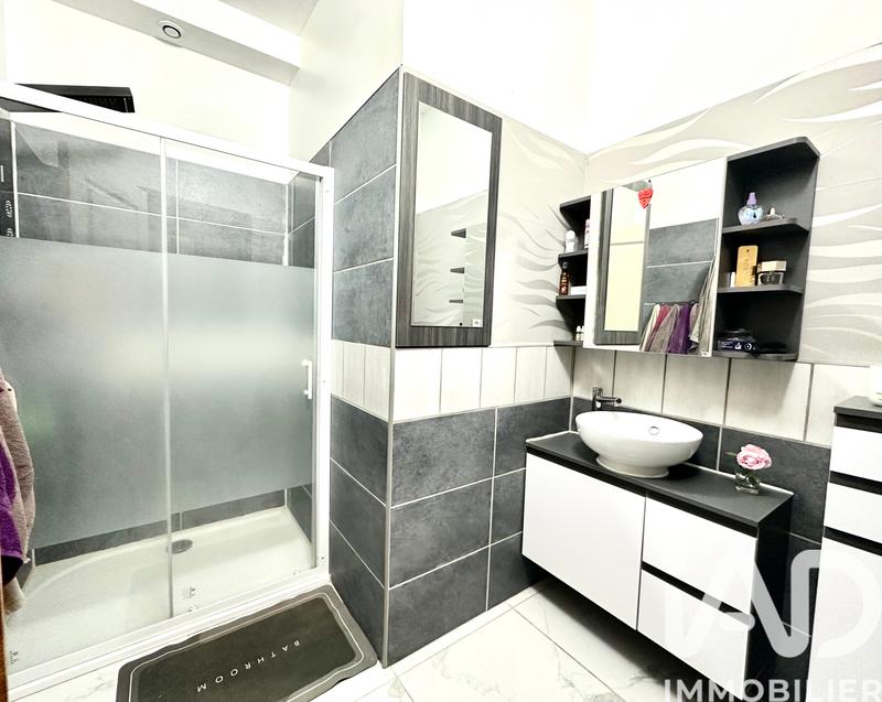 Maison de ville - 87 m² - 4 pièces