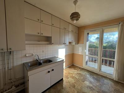 Appartement - 79 m² - 4 pièces