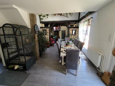 Maison - 186 m² - 6 pièces